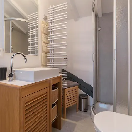 Guesthost - Charming Loft Navona Apartmán Řím