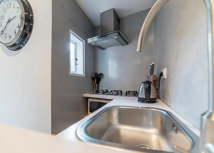 Guesthost - Charming Loft Navona Appartamento